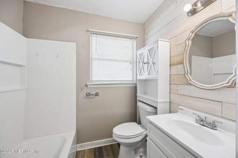 7904 Cezanne Drive, Jacksonville FL - photo 21 of 33