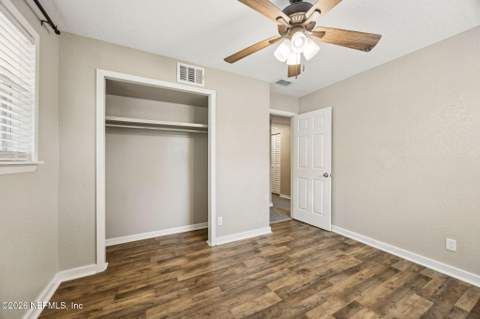 7904 Cezanne Drive, Jacksonville FL - photo 23 of 33