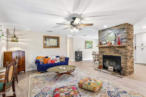 133 Short Trail, Green Cove Springs FL - photo 11 of 44