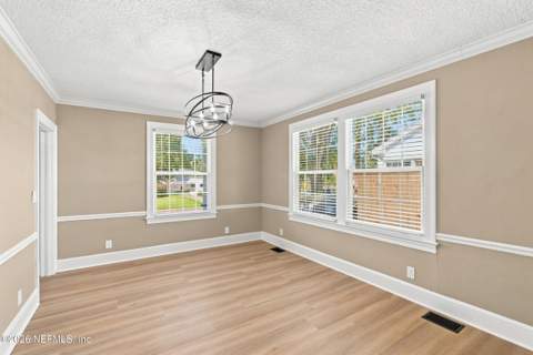 2329 Belote Place, Jacksonville FL - photo 10 of 81