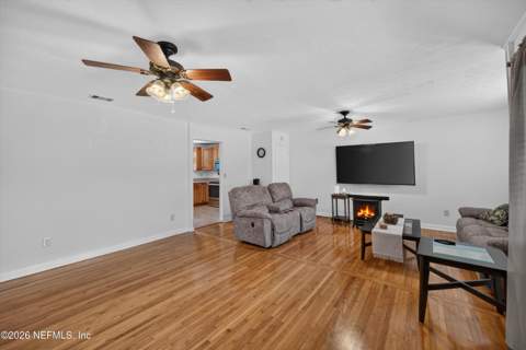1847 Grove Park Drive, Orange Park FL - photo 10 of 36