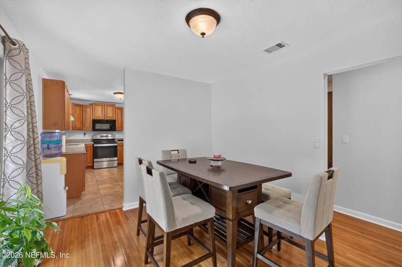 3 bedroom Single Family Residence at 1847 Grove Park Drive, Grove Park, Orange Park — photo 5