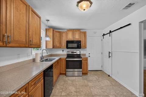 1847 Grove Park Drive, Orange Park FL - photo 16 of 36