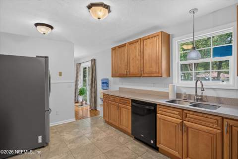 1847 Grove Park Drive, Orange Park FL - photo 18 of 36