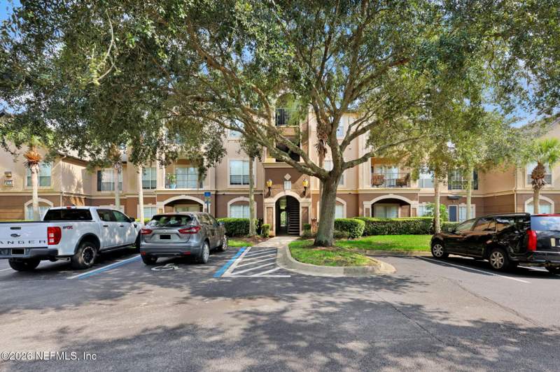 2 bedroom Condominium at 10961 Burnt Mill Road #1326, Reserve At James Island Lc, Jacksonville — photo 3