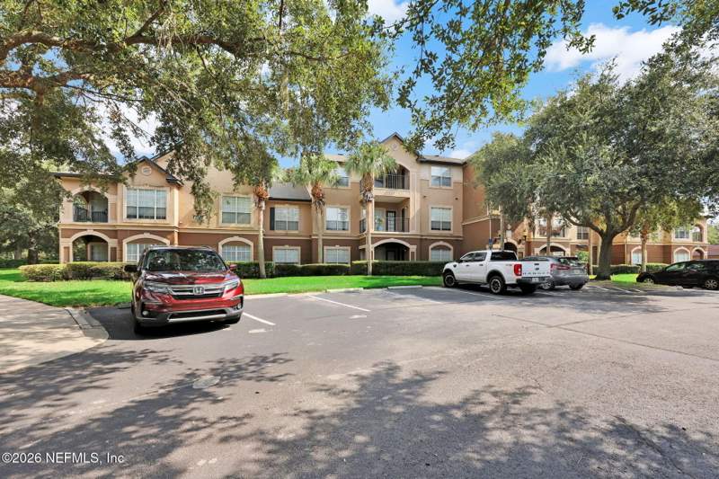2 bedroom Condominium at 10961 Burnt Mill Road #1326, Reserve At James Island Lc, Jacksonville — photo 4