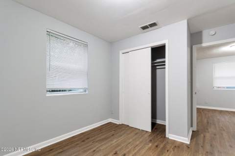 1465 Mitchell Street, Jacksonville FL - photo 11 of 19