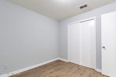 1465 Mitchell Street, Jacksonville FL - photo 13 of 19