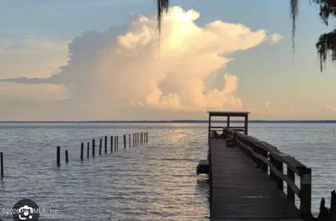 318 Lakeshore Drive, Georgetown FL - photo 6 of 41