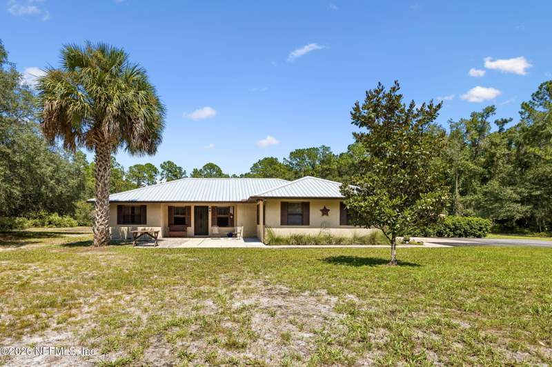 3 bedroom Single Family Residence at 100 Whitney Street, Satsuma, Satsuma — photo 4