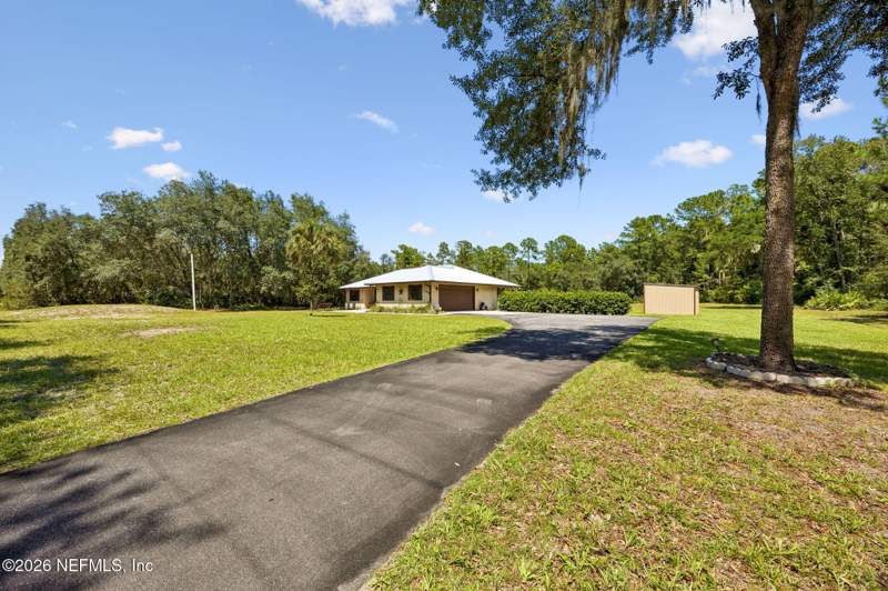 3 bedroom Single Family Residence at 100 Whitney Street, Satsuma, Satsuma — photo 3