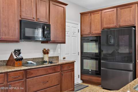 12649 Sheffield Walk Lane, Jacksonville FL - photo 17 of 61