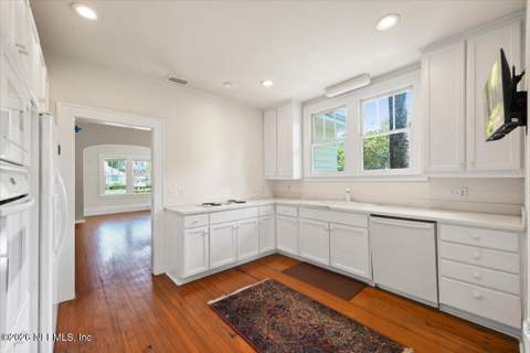 1296 Talbot Avenue, Jacksonville FL - photo 11 of 28