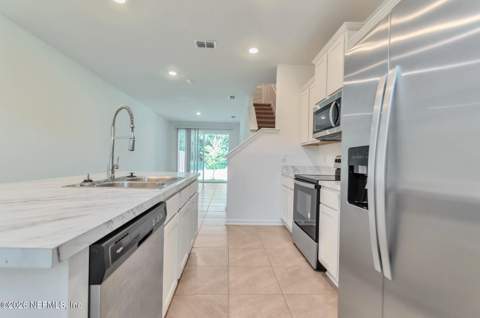 8348 Asteroid Street, Jacksonville FL - photo 11 of 29