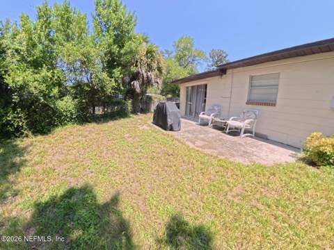 6230 Commodore Drive, Jacksonville FL - photo 16 of 27