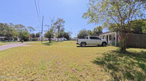 6230 Commodore Drive, Jacksonville FL - photo 21 of 27
