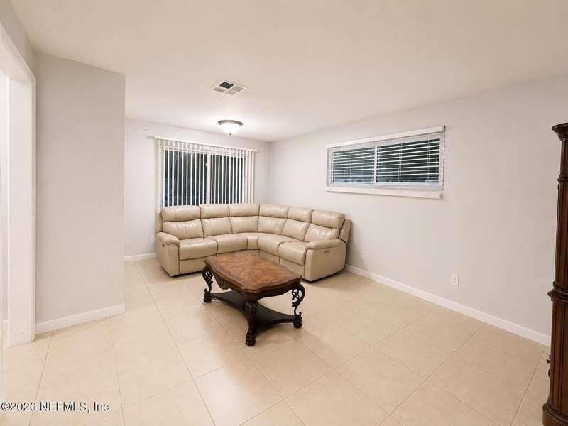 3 bedroom Single Family Residence at 569 Coppitt Drive, Bellair East, Orange Park — photo 3