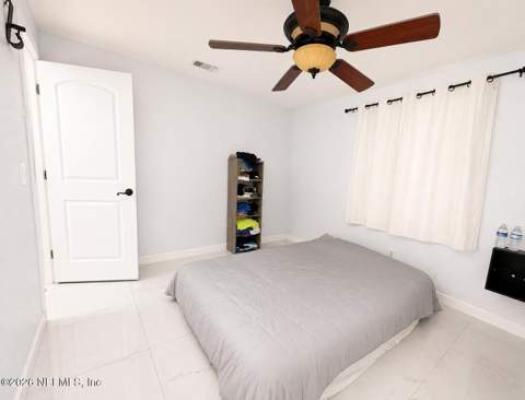 569 Coppitt Drive, Orange Park FL - photo 6 of 9
