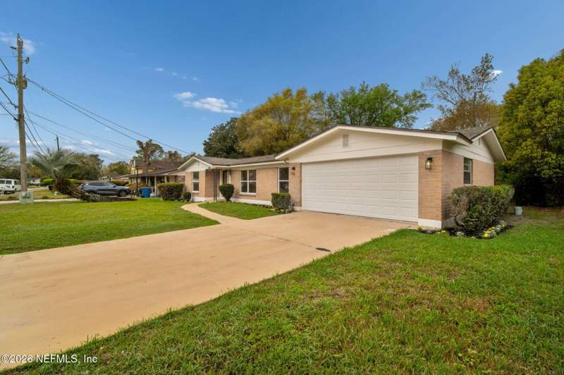 3 bedroom Single Family Residence at 2153 Courtney Drive, Lake Park Estates, Jacksonville — photo 4
