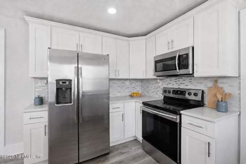 1219 E 10th Street, Jacksonville FL - photo 6 of 20