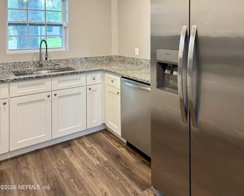7018 Bonnie Brae Lane, Jacksonville FL - photo 7 of 16