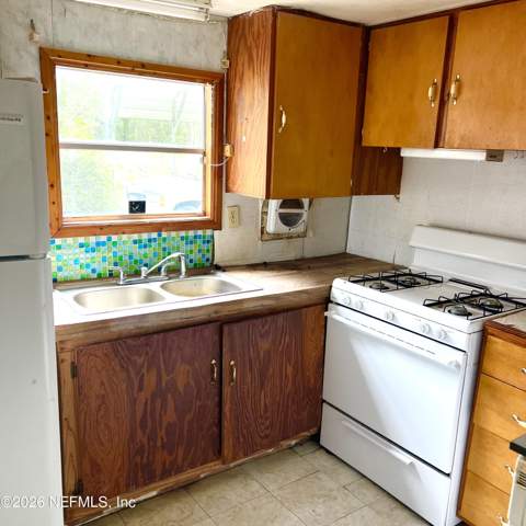 723 Brett Avenue, Interlachen FL - photo 10 of 50