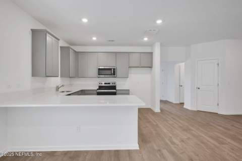 14330 Firebird Drive, Jacksonville FL - photo 9 of 29