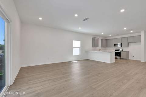 14330 Firebird Drive, Jacksonville FL - photo 18 of 29