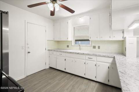 2125 W Lou Drive, Jacksonville FL - photo 19 of 57