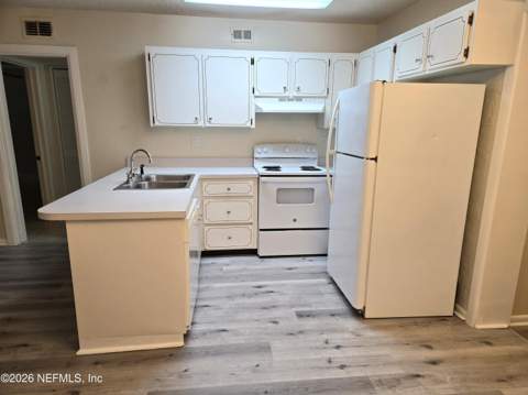 6742 Ector Place, Jacksonville FL - photo 7 of 14