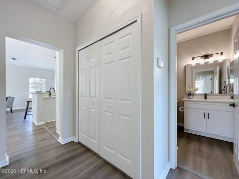 1725 Forest Lake Circle #3, Jacksonville FL - photo 17 of 31