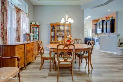 10106 Sandler Road, Jacksonville FL - photo 7 of 66