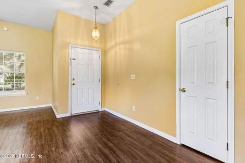 831 Timberjack Court, Orange Park FL - photo 7 of 70