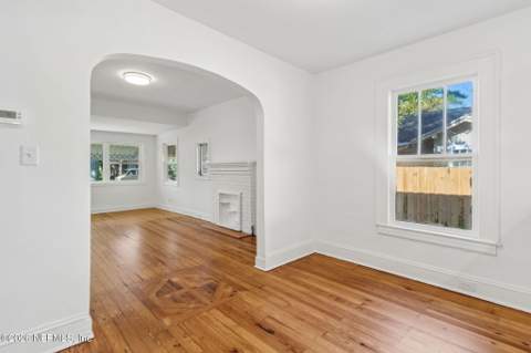 4443 Melrose Avenue, Jacksonville FL - photo 17 of 40