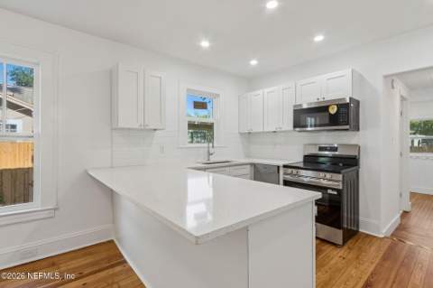 4443 Melrose Avenue, Jacksonville FL - photo 19 of 40