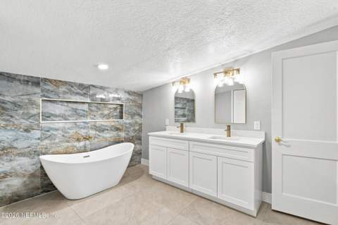255 W 66th Street, Jacksonville FL - photo 23 of 40