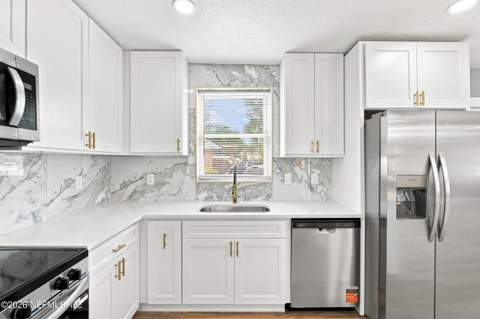 255 W 66th Street, Jacksonville FL - photo 15 of 40