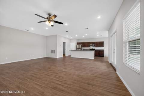 1471 Panther Lake Parkway, Jacksonville FL - photo 10 of 32