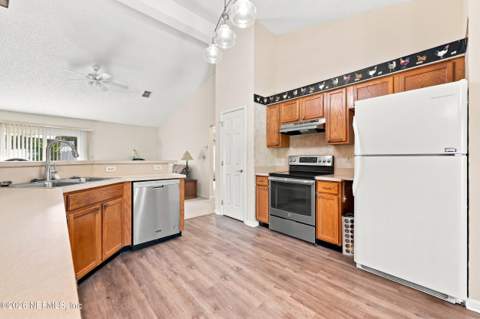 3319 Abbeyfield Lane, Jacksonville FL - photo 7 of 33