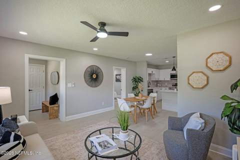 455 Laurina Street, Jacksonville FL - photo 6 of 32