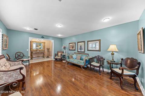 3763 Cathedral Oaks Place, Jacksonville FL - photo 8 of 62