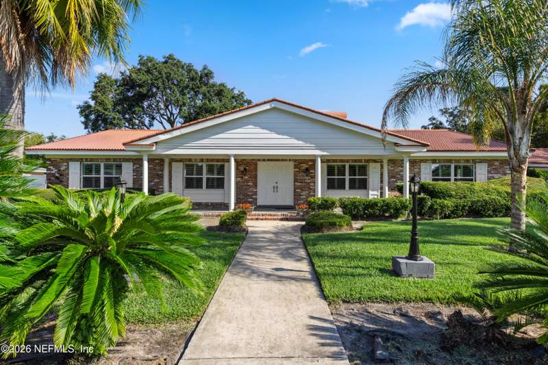 4 bedroom Single Family Residence at 3763 Cathedral Oaks Place, Cathedral Oaks, Jacksonville — photo 4