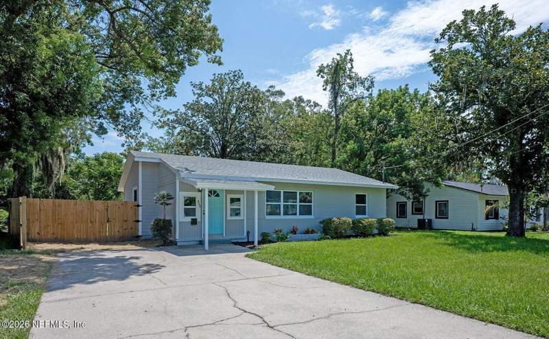 3 bedroom Single Family Residence at 455 Laurina Street, Glynlea Park, Jacksonville — photo 2