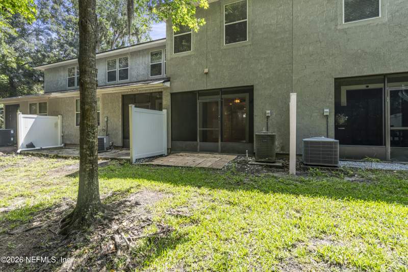 3 bedroom Townhouse at 12332 Water Tupelo Road, Northwoods, Jacksonville — photo 3
