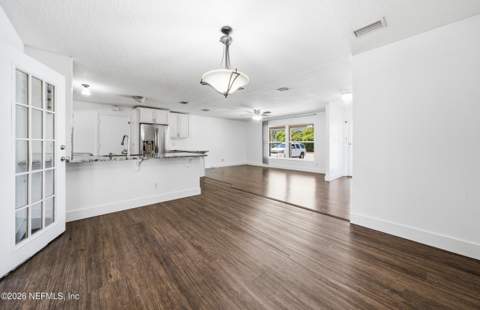 8545 Old Kings Road, Jacksonville FL - photo 10 of 38
