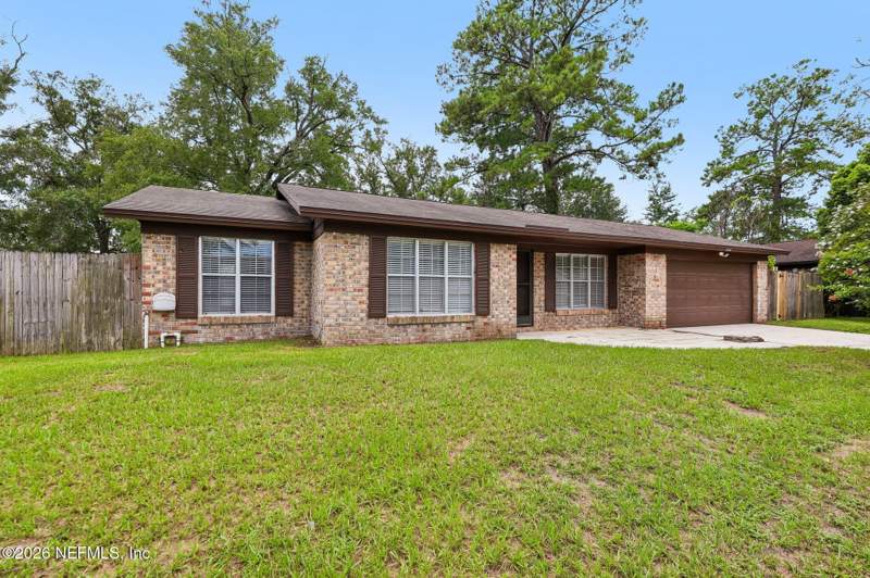 3 bedroom Single Family Residence at 8364 Pointer Drive, Country Creek, Jacksonville — photo 4