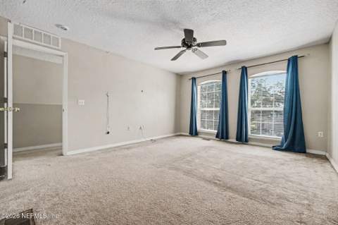 11608 Hickory Oak Drive, Jacksonville FL - photo 15 of 38