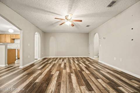 11608 Hickory Oak Drive, Jacksonville FL - photo 8 of 38