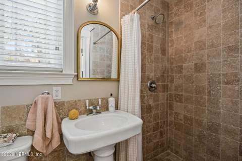1237 Mapleton Road, Jacksonville FL - photo 16 of 51