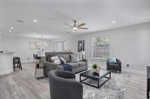1625 Ashmore Green Drive, Jacksonville FL - photo 6 of 41